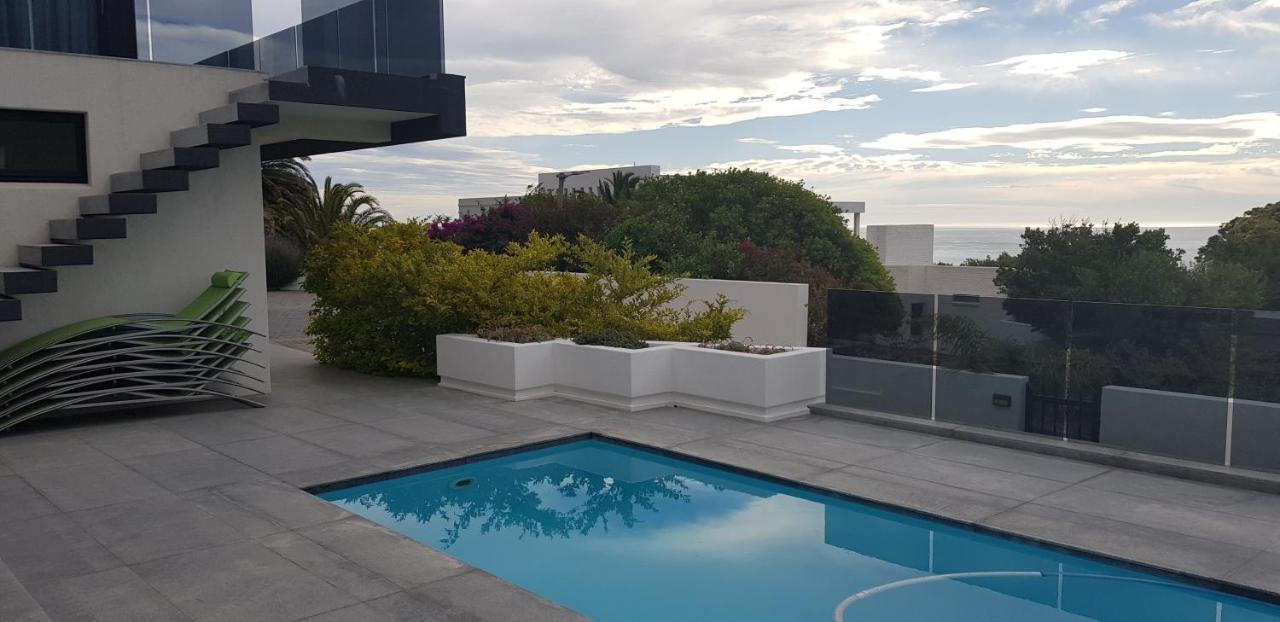 Camps Bay Cosy Studio Кейптаун Екстериор снимка