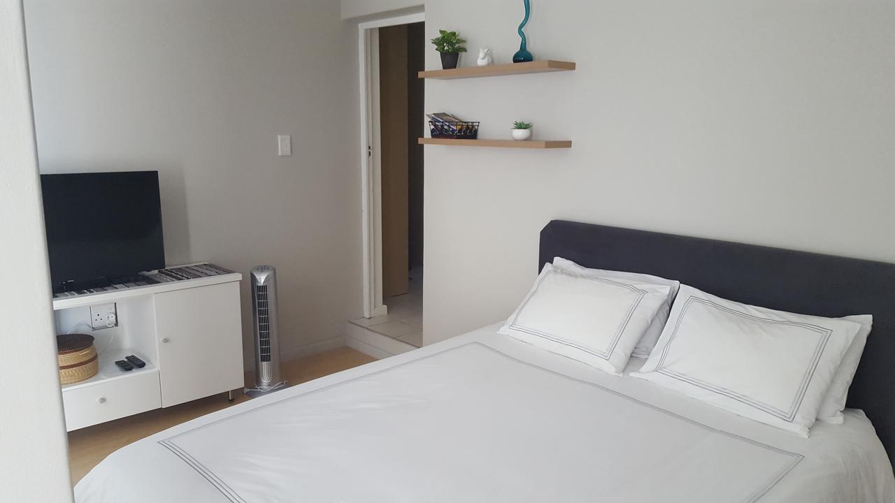 Camps Bay Cosy Studio Кейптаун Екстериор снимка